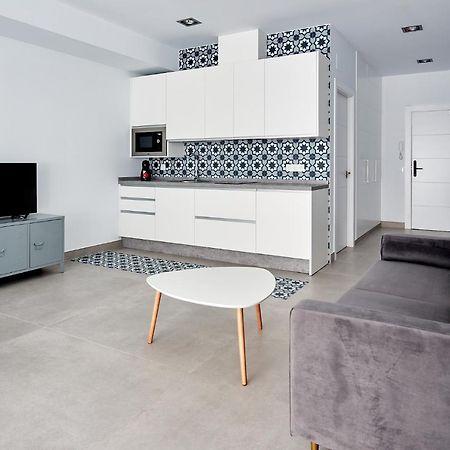 9 Nidos Centrica Suites - Nuevo Plasencia Dış mekan fotoğraf