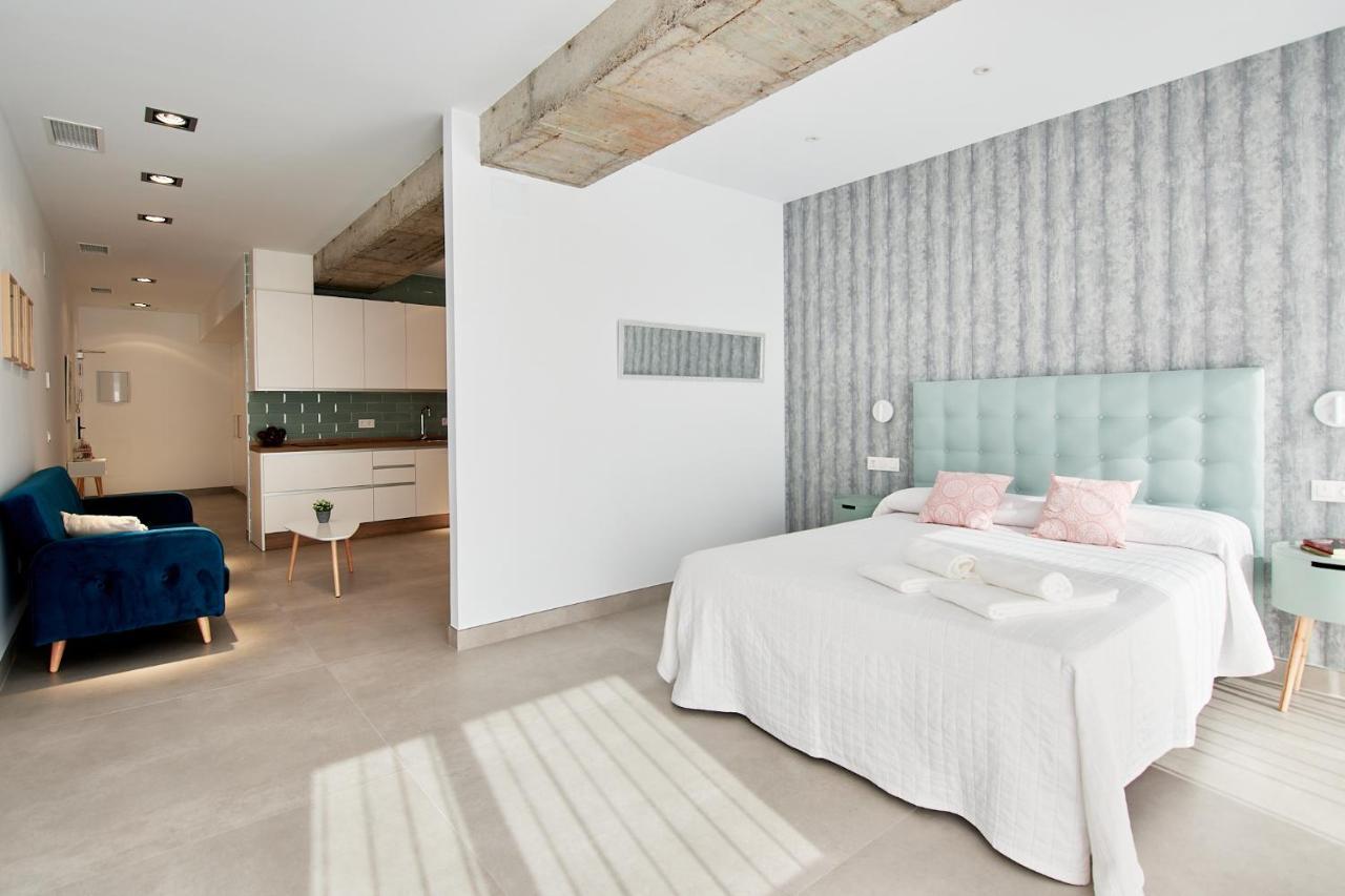 9 Nidos Centrica Suites - Nuevo Plasencia Dış mekan fotoğraf