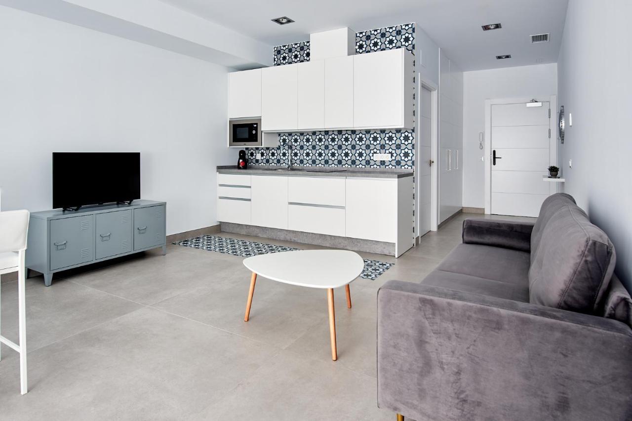 9 Nidos Centrica Suites - Nuevo Plasencia Dış mekan fotoğraf