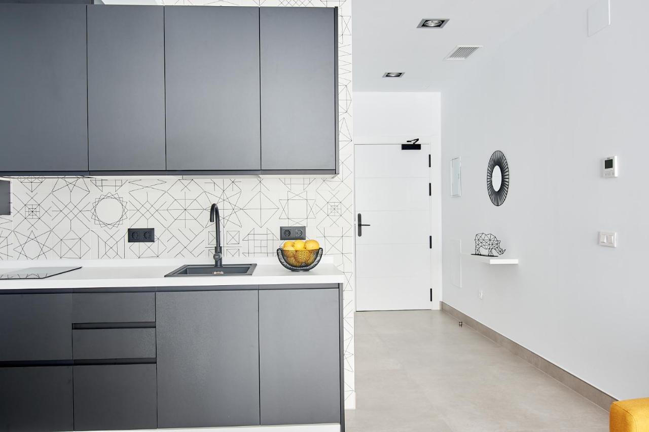 9 Nidos Centrica Suites - Nuevo Plasencia Dış mekan fotoğraf