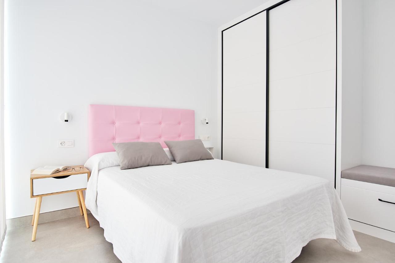 9 Nidos Centrica Suites - Nuevo Plasencia Dış mekan fotoğraf