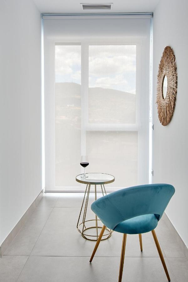 9 Nidos Centrica Suites - Nuevo Plasencia Dış mekan fotoğraf