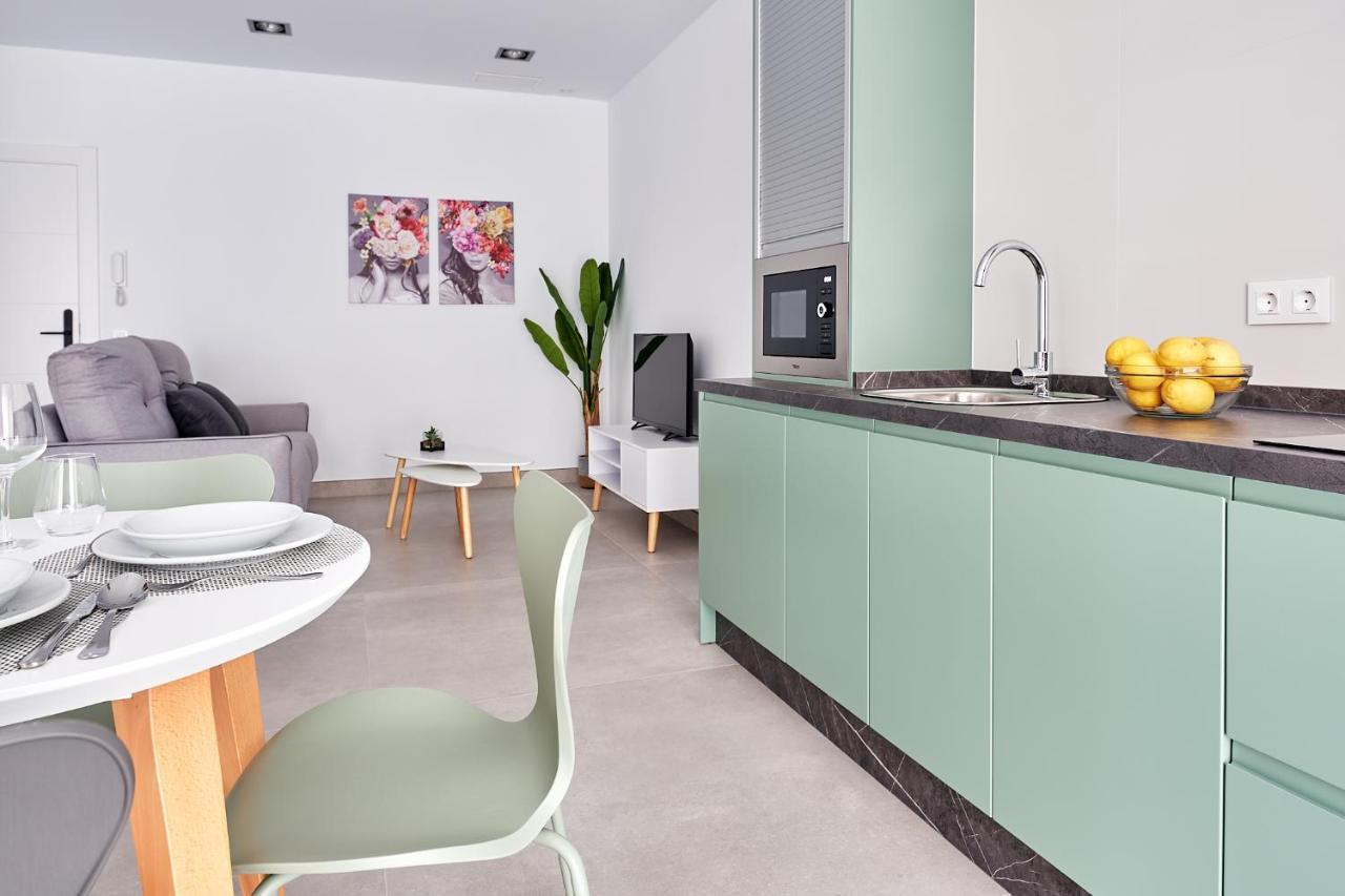 9 Nidos Centrica Suites - Nuevo Plasencia Dış mekan fotoğraf
