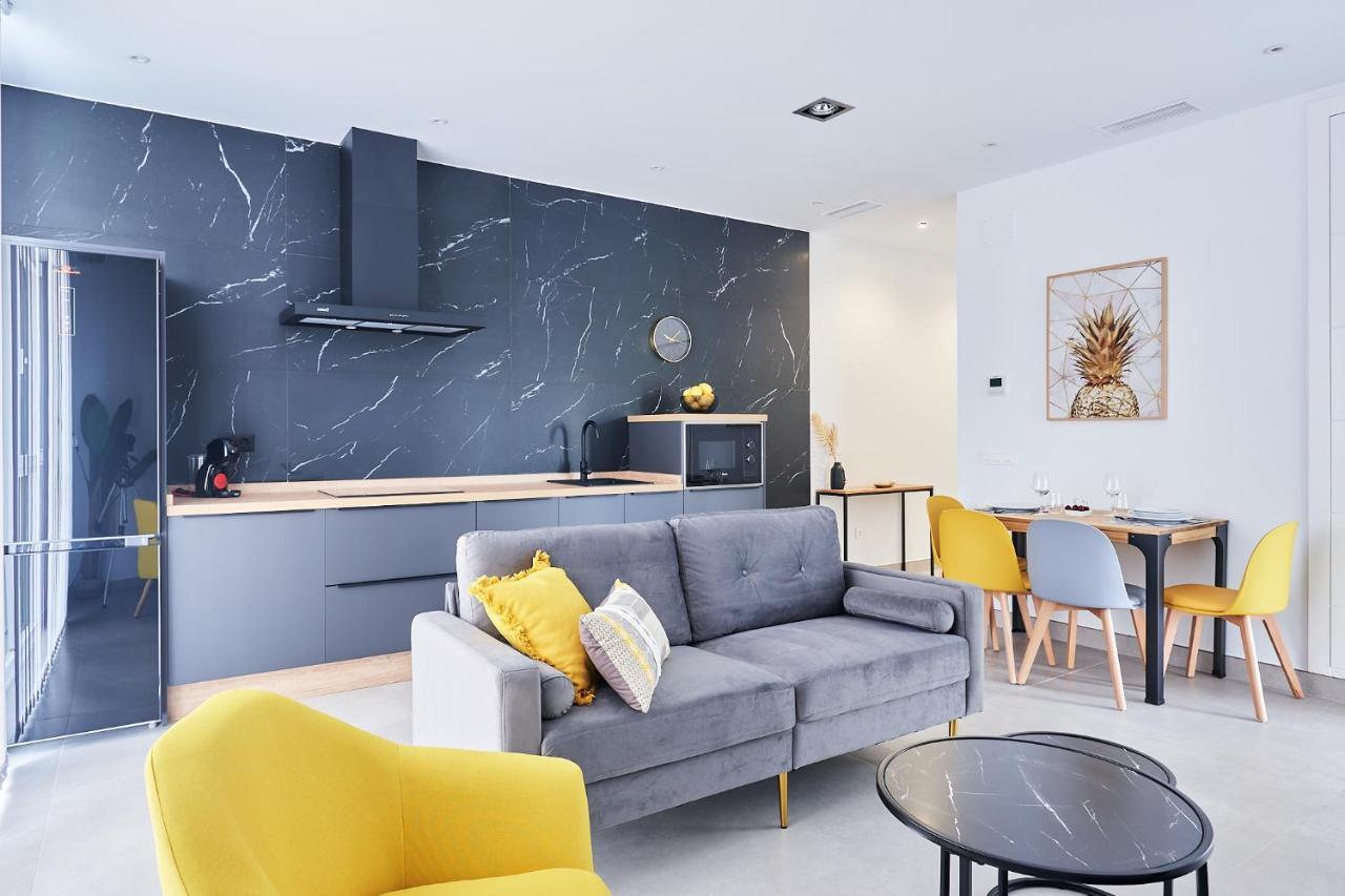 9 Nidos Centrica Suites - Nuevo Plasencia Dış mekan fotoğraf